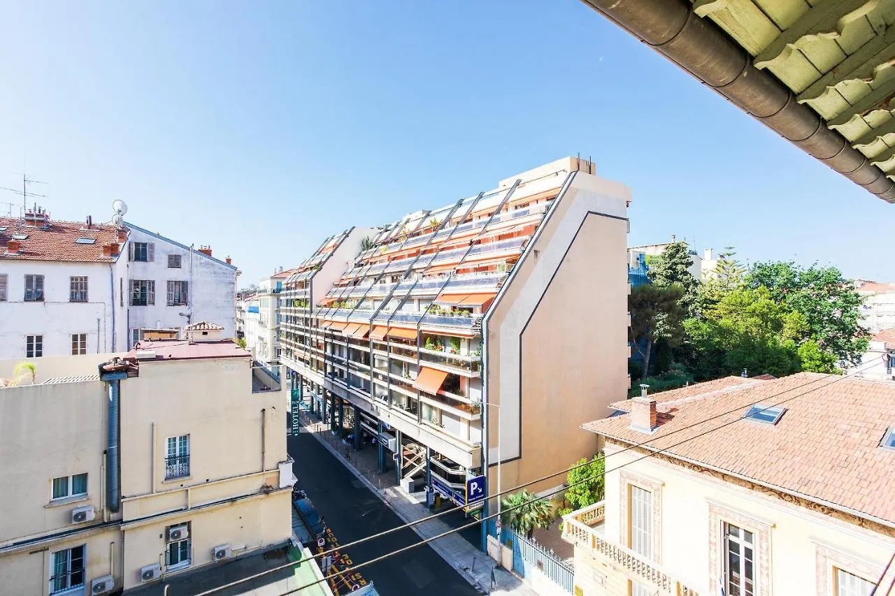 Lung Arno Ap4300 By Riviera Holiday Homes Nice 0*,  França